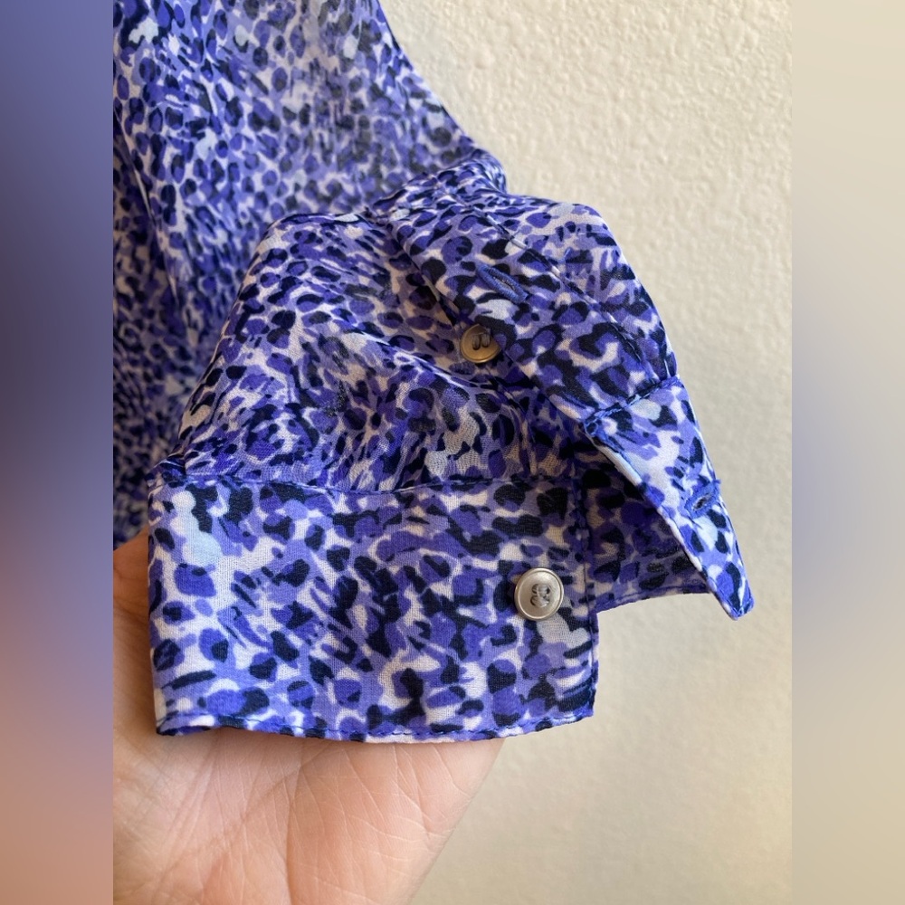 Liz Claiborne Lavender Blue Dot Print Button Down Blouse Size S - Picture 9 of 9